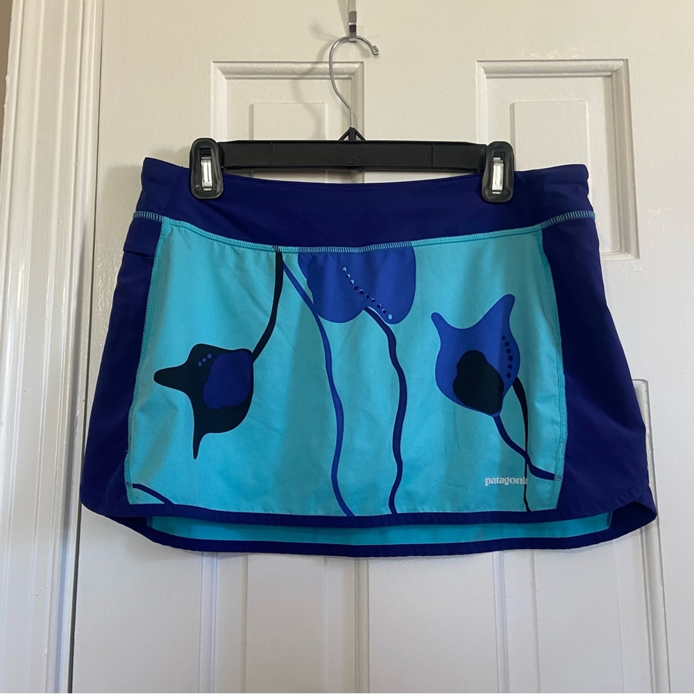 Patagonia Athletic Skort with Shorts in Blue Floral - Medium - Picture 1 of 6